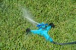 Restored Aqua Joe AJ-IS10WBIndestructible Series Metal Impulse Sprinkler w/Wheeled 10-Inch Base (Refurbished) - Image 3